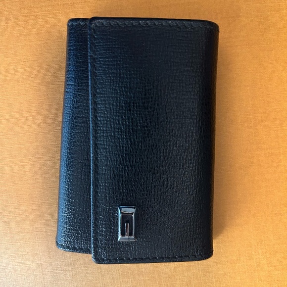 Gucci Key Holder - Picture 5 of 6